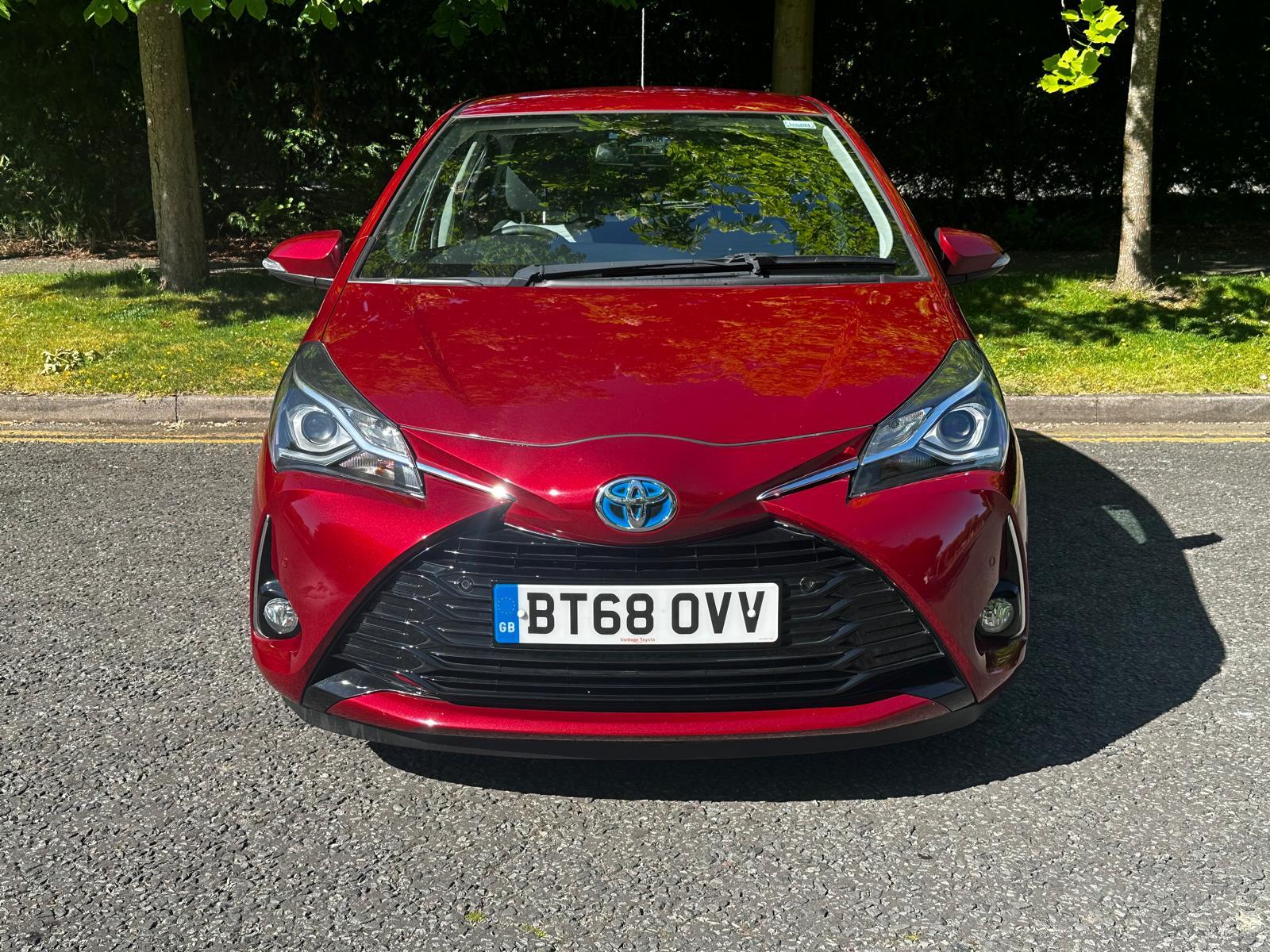 Toyota Yaris 1.5 VVT-h Icon Tech Hatchback 5dr Petrol Hybrid E-CVT Euro 6 (s/s) (100 ps)