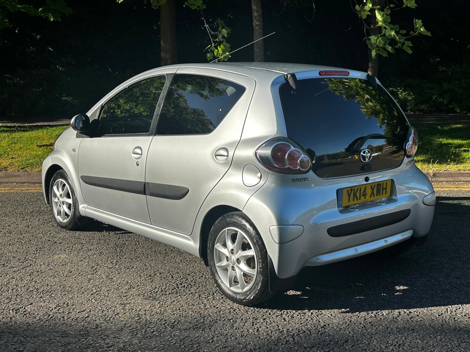 Toyota AYGO 1.0 VVT-i Mode Hatchback 5dr Petrol MultiMode Euro 5 (AC) (68 ps)