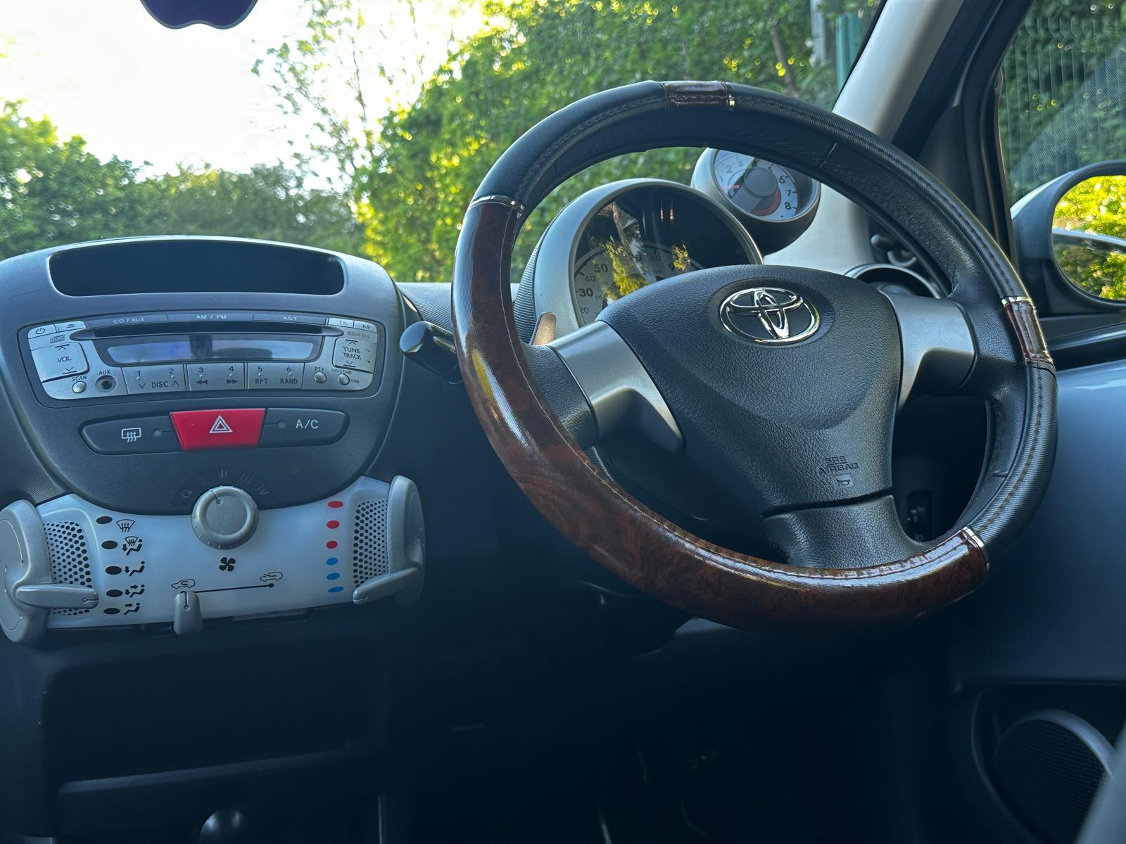 Toyota AYGO 1.0 VVT-i Mode Hatchback 5dr Petrol MultiMode Euro 5 (AC) (68 ps)