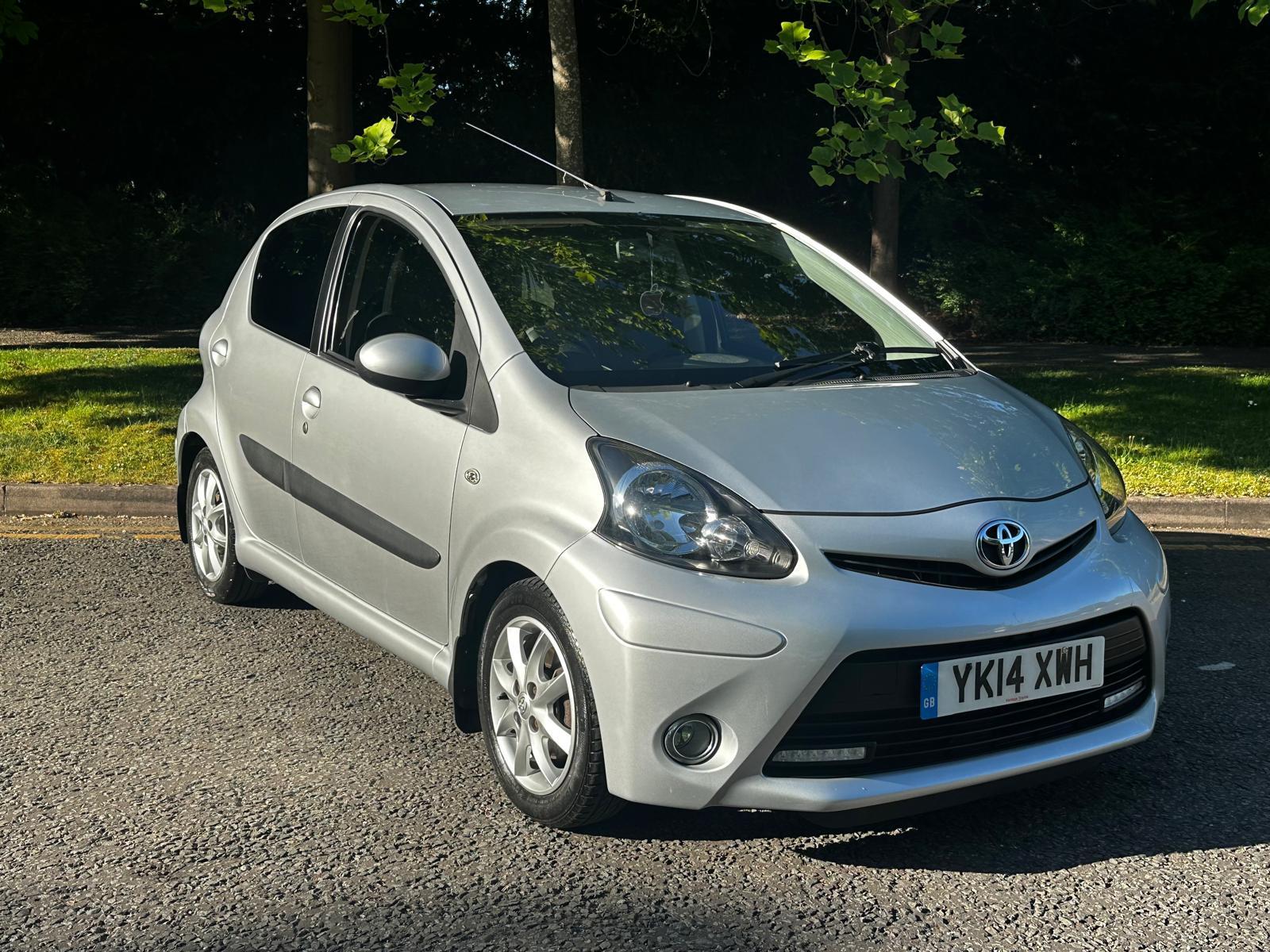 Toyota AYGO 1.0 VVT-i Mode Hatchback 5dr Petrol MultiMode Euro 5 (AC) (68 ps)