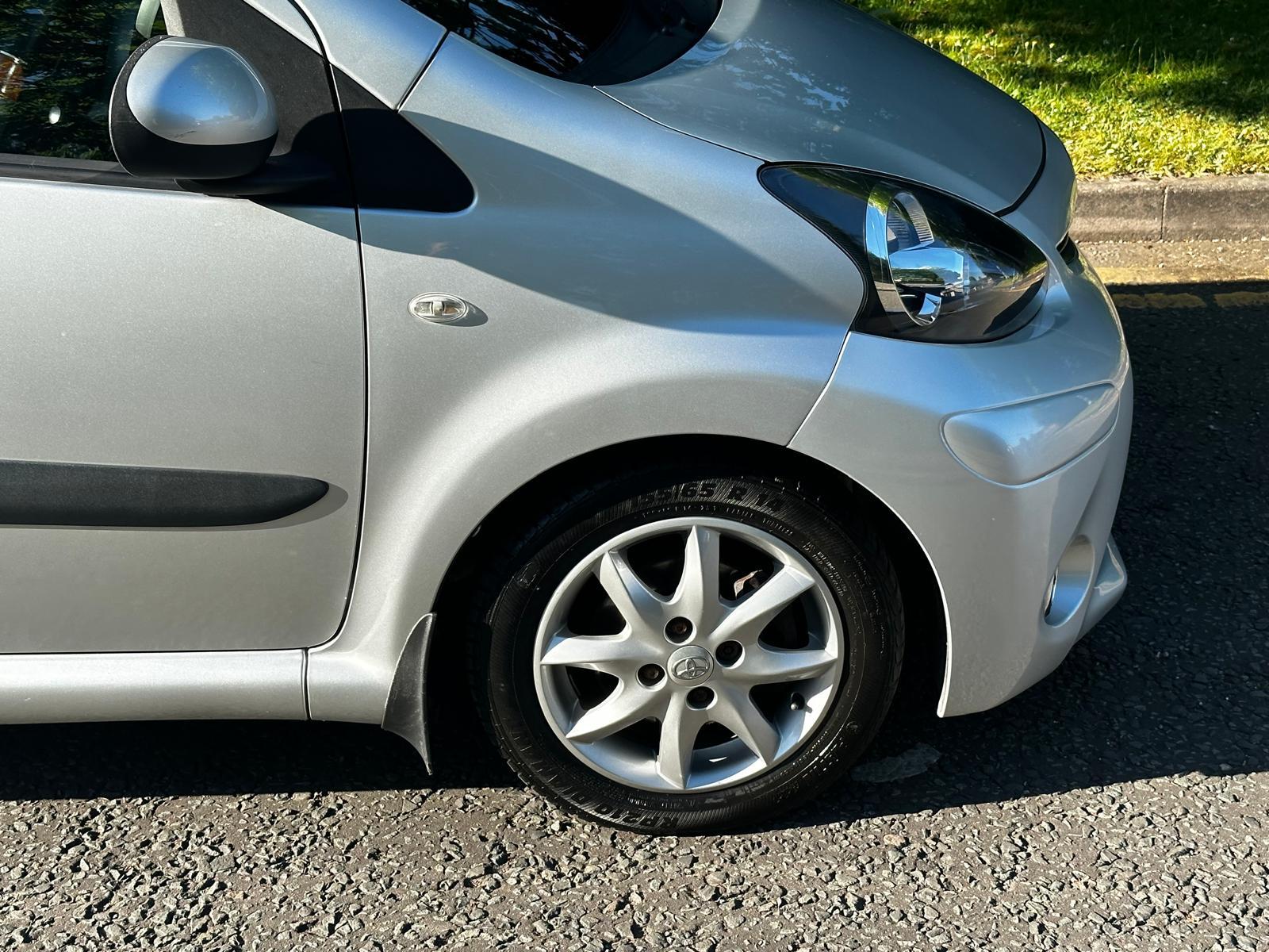 Toyota AYGO 1.0 VVT-i Mode Hatchback 5dr Petrol MultiMode Euro 5 (AC) (68 ps)
