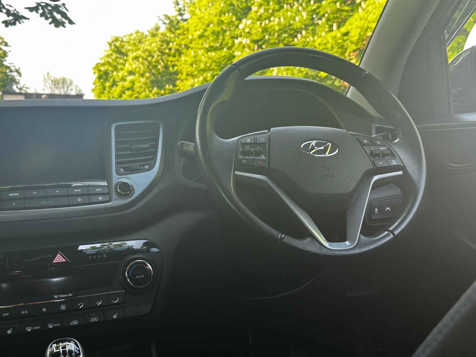 Hyundai TUCSON 1.6 GDi Blue Drive SE Nav SUV 5dr Petrol Manual Euro 6 (s/s) (132 ps)