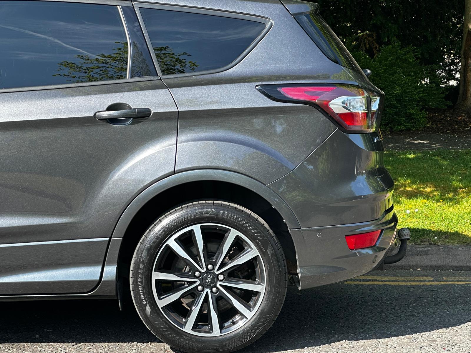 Ford Kuga 1.5 TDCi ST-Line SUV 5dr Diesel Manual Euro 6 (s/s) (120 ps)