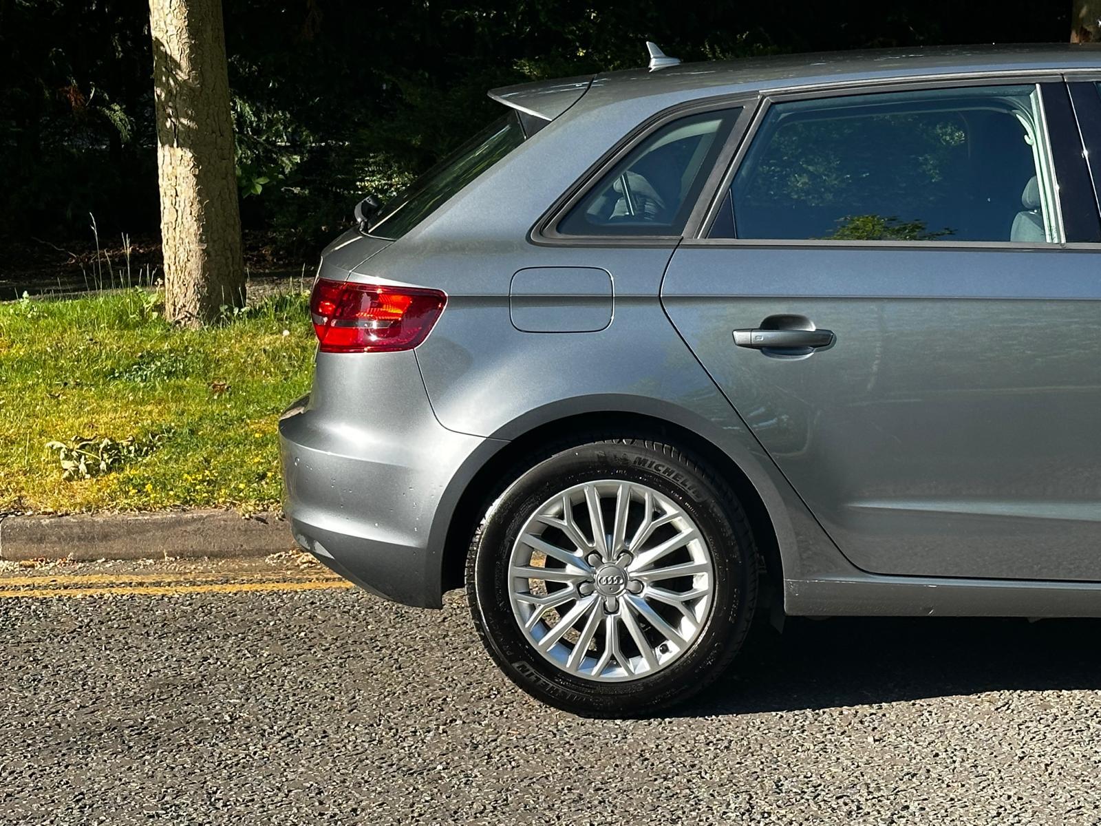 Audi A3 1.6 TDI ultra SE Technik Sportback 5dr Diesel Manual Euro 6 (s/s) (110 ps)